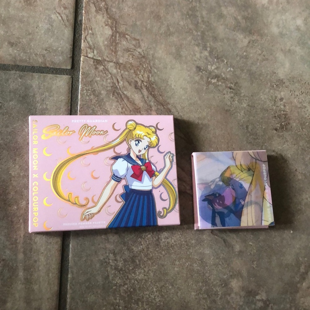 Colourpop x Sailor Moon eyeshadow palette and colourpop x sailor moon blush